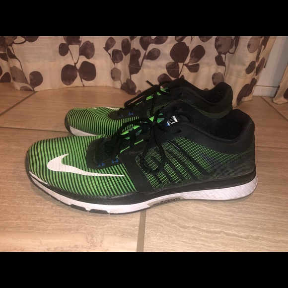 Nike Training Shoes - Picture 1 of 4